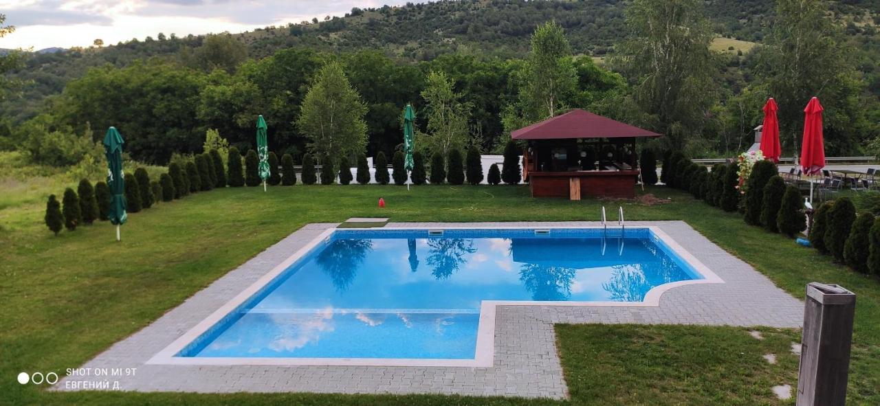 Alpine Garden Hotel Simitli Exterior photo